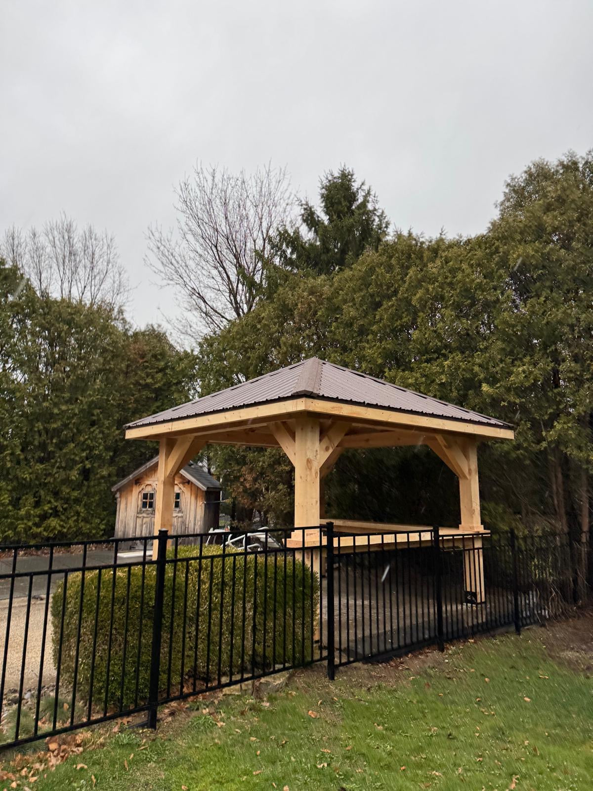 cottage timber pavilion with bar ledge