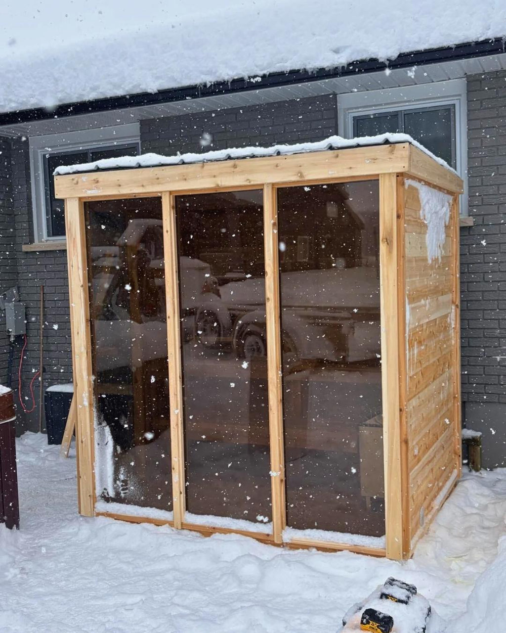 White Cedar Aera Sauna