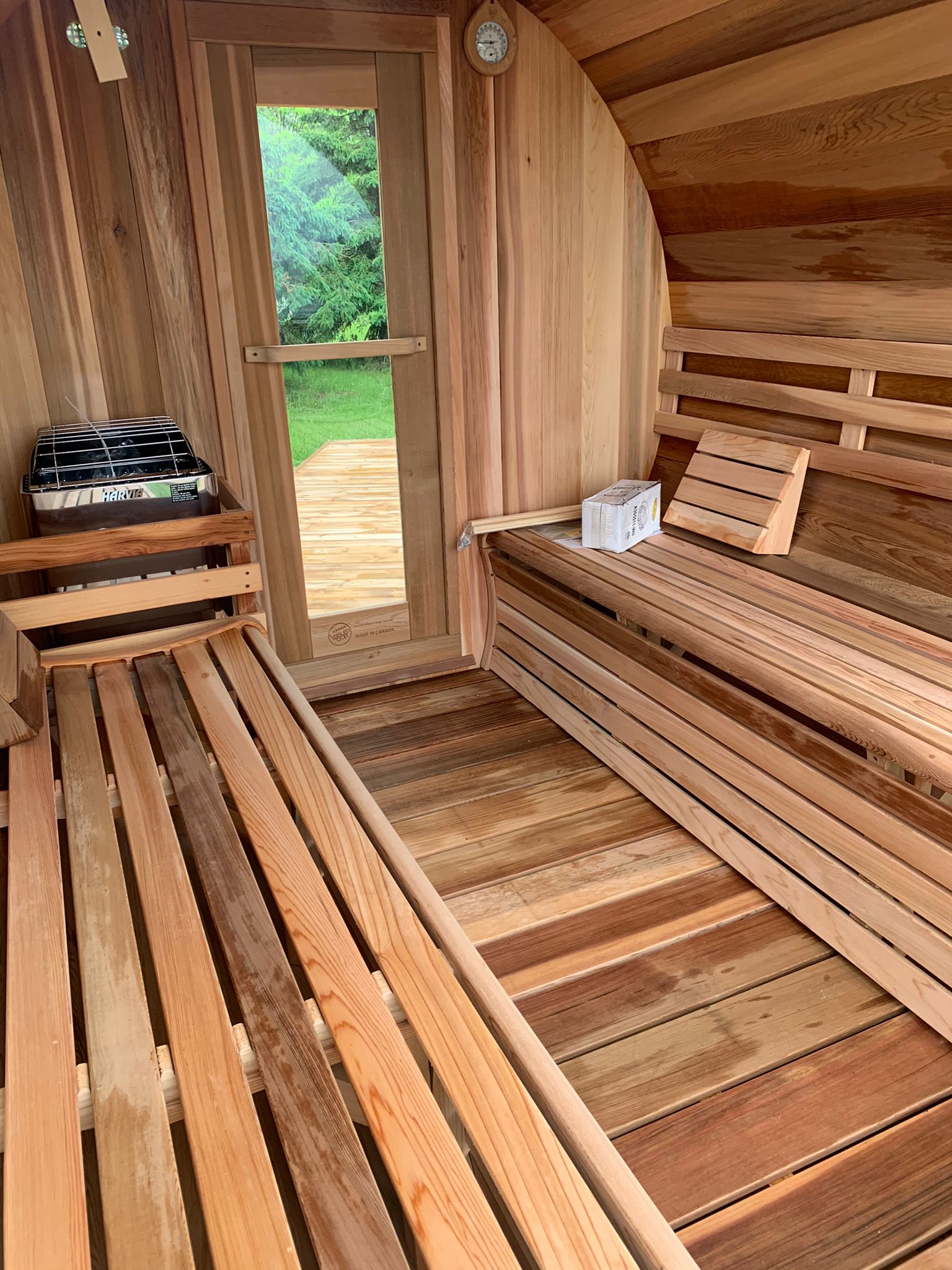 Clear Red Cedar Panoramic Barrel Sauna