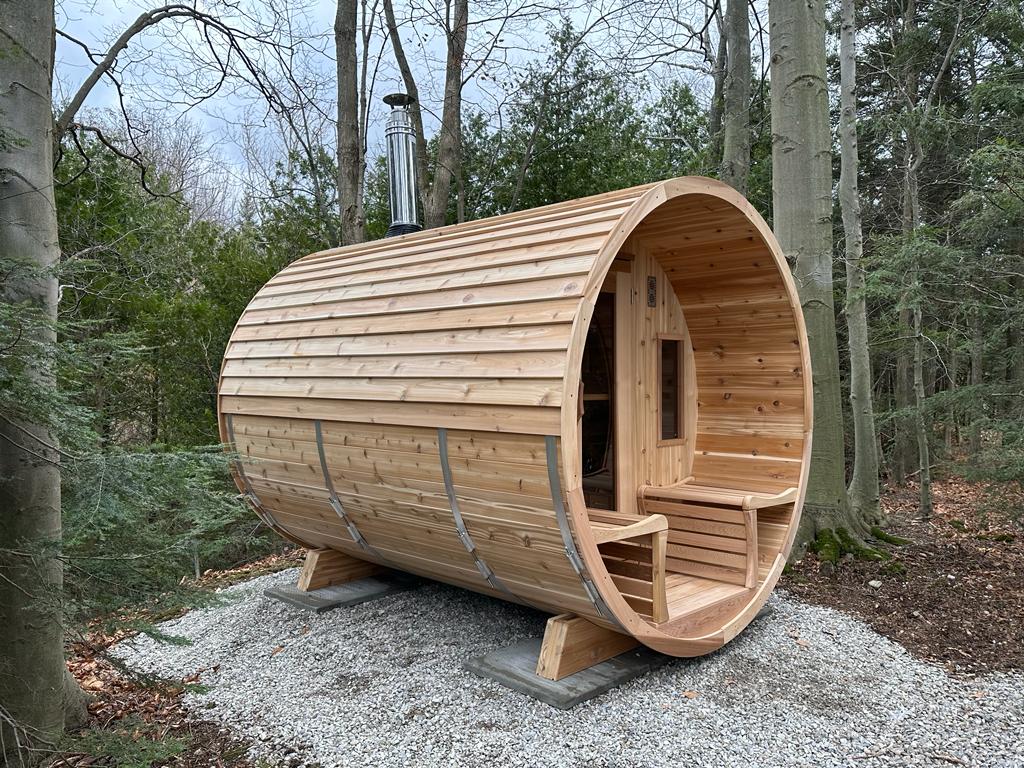 Red Cedar Panoramic Barrel Sauna