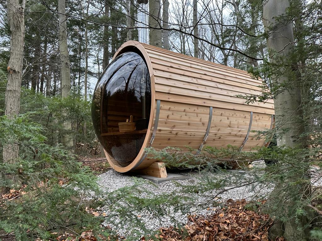 Red Cedar Panoramic Barrel Sauna