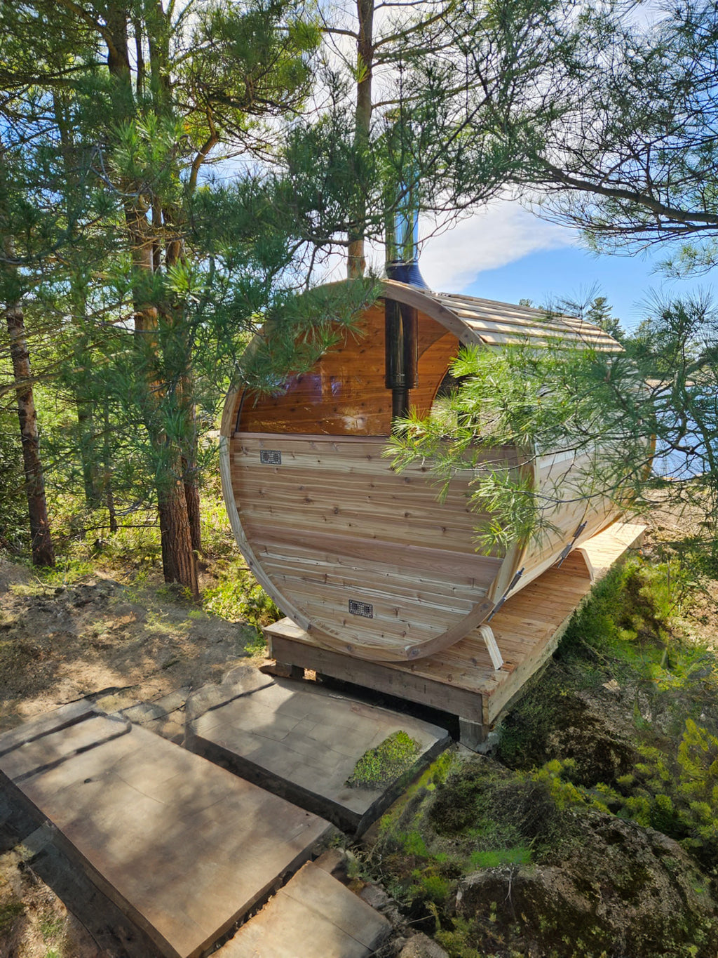 Knotty Red Cedar Half-Moon Barrel Sauna