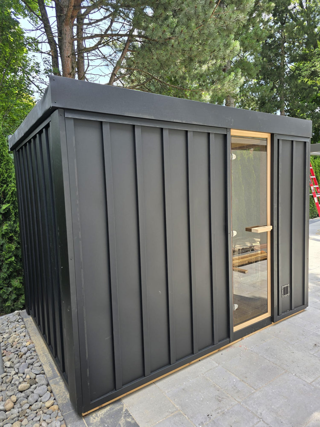 Pure Cube Neptun sauna siding